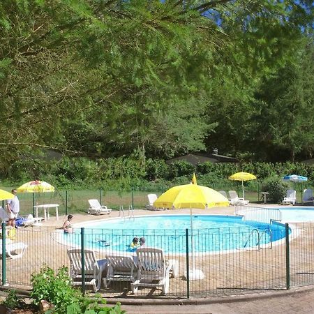 Vvf Cantal Champs-Sur-Tarentaine Exterior foto