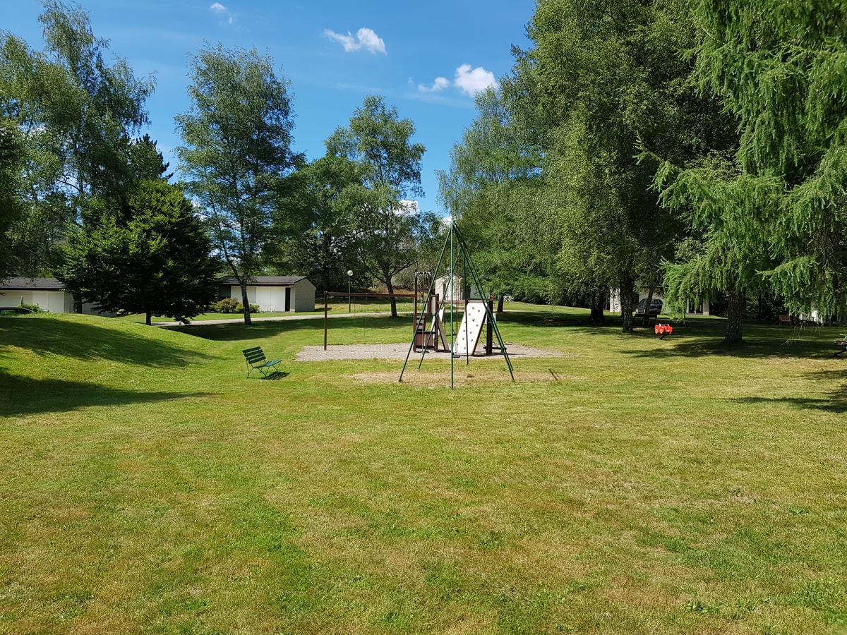 Vvf Cantal Champs-Sur-Tarentaine Exterior foto